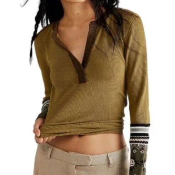 NWT Free People Mikah Layering Thermal Cuff / Army Combo - Picture 2 of 4